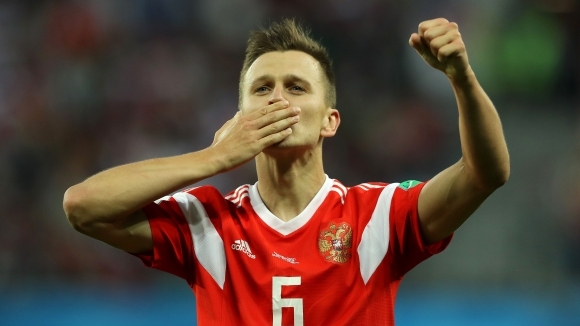 Полузащитникът Денис Черишев смята че националния отбор на Русия по
