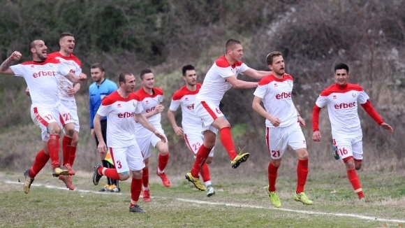 Владимир Кабранов се завръща в родния си отбор Беласица Петрич