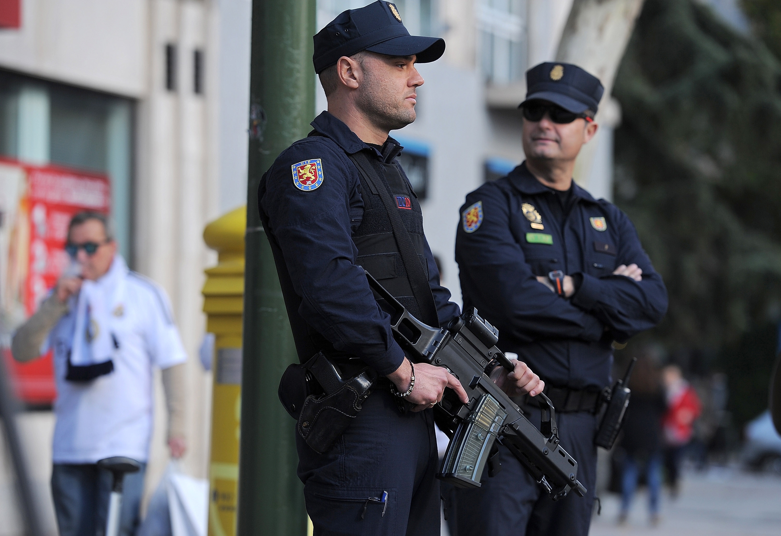 Испанските полиции които посетиха по работа Мондиал 2018 си тръгват