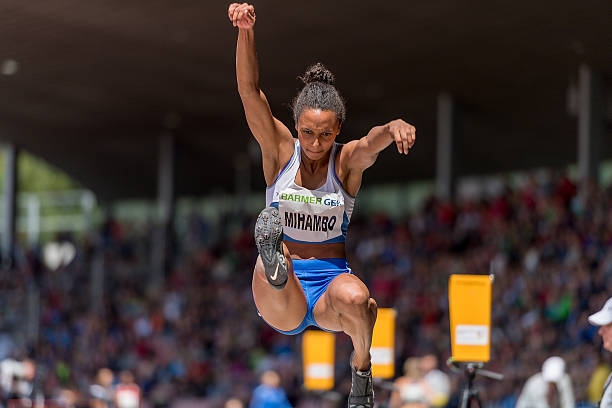 Малайка Михамбо Германия и световната шампионка в скока на дължина