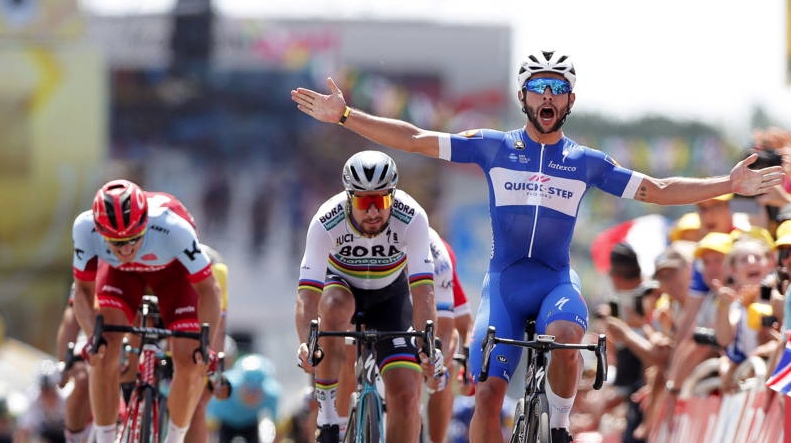 Колумбиецът Фернандо Гавирия спечели първия етап от колоездачната Обиколка на
