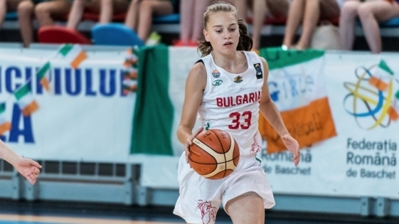 Националният отбор за девойки до 18 години записа трето поражение