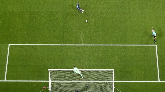 Националният отбор на Франция е първият тим в историята реализирал