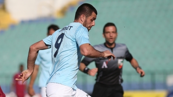 Още един роден тим се надява да се подсили с