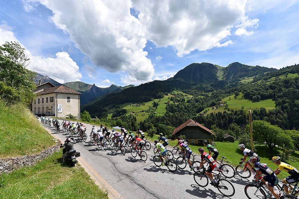 Тур дьо Франс навлезе в Алпите за десетия етап от