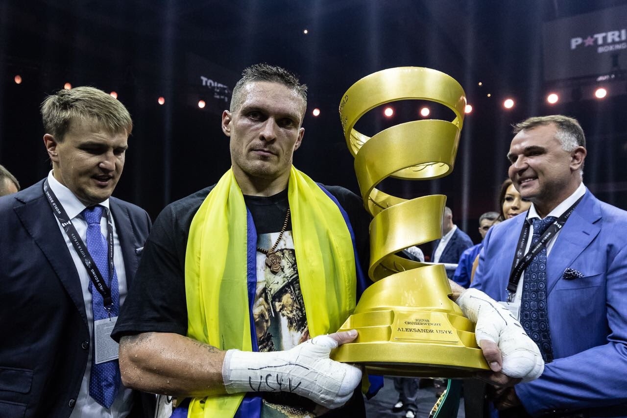 Украинският боксьор Олександър Усик отговори не предизвикателството на Тони Белю