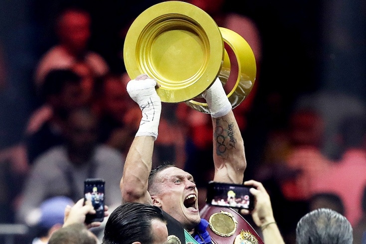 Президентът на Украйна Петро Порошенко поздрави Олександър Усик за победата