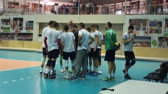 Националният отбор по волейбол на България за юноши U17, който