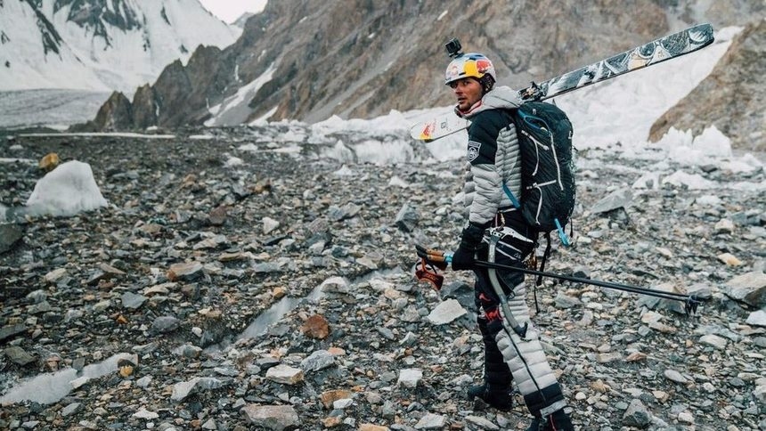 Полякът Анджей Баргел стана първият алпинист в историята който слезе hellip