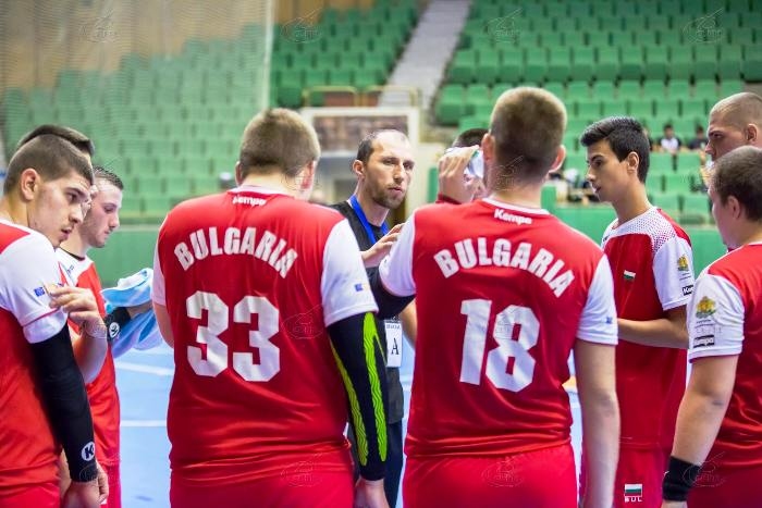 Националните отбори на България по хандбал за юноши до 16
