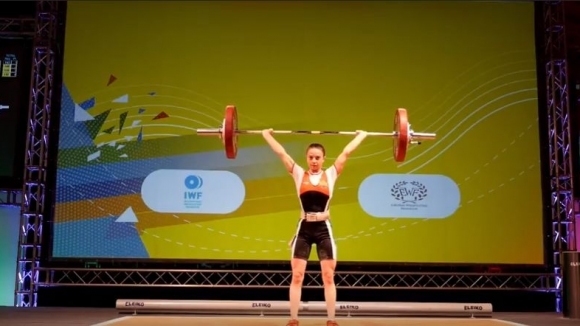 Европейската шампионка по вдигане на тежести Ивана Петрова получи награда