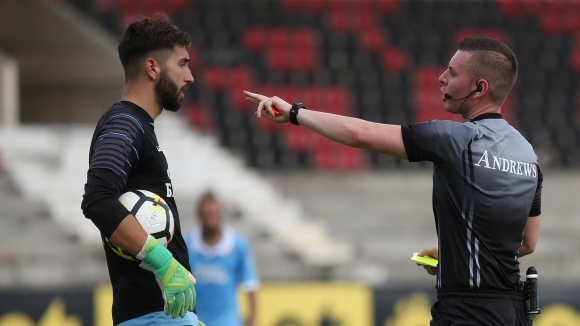 Отборите на Локомотив София и Черноморец Балчик играят при резултат