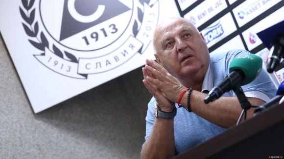 Венцеслав Стефанов поздрави ръководството на Хайдук след мача между Славия