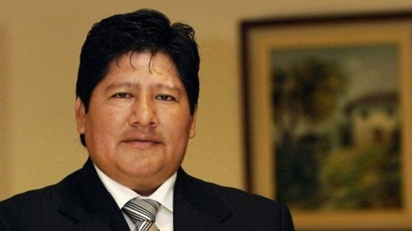 Президентът на футболната федерация на Перу е под натиск да