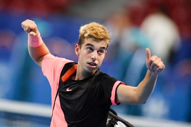 Тенис талантът Адреан Андреев ще има възможност да се учи