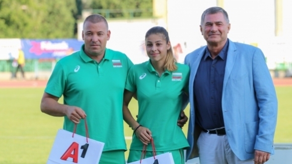 Президентът на родната федерация по лека атлетика Добромир Карамаринов посочи