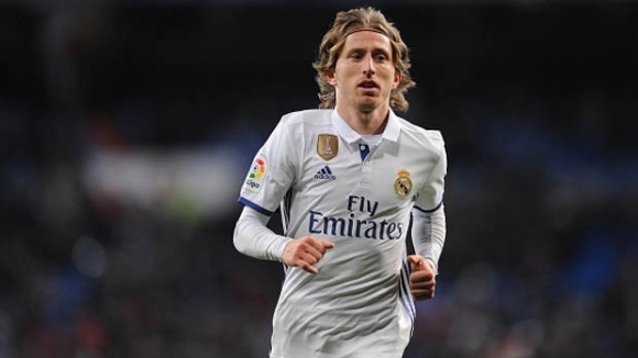 Интер очаква развръзката между Реал Мадрид и Лука Модрич с