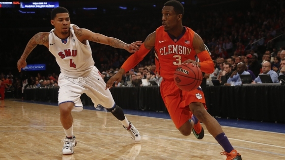 Американският гард Адонис Файлър е най новото попълнение в състава на