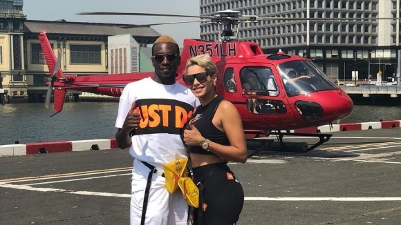 Френският национал Блез Матюиди намери интересен начин да изненада съпругата