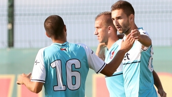 Запазилият в последния момент мястото си в професионалния футбол тим