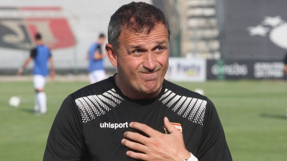 Старши треньорът на Локомотив Пловдив Бруно Акрапович за разлика от