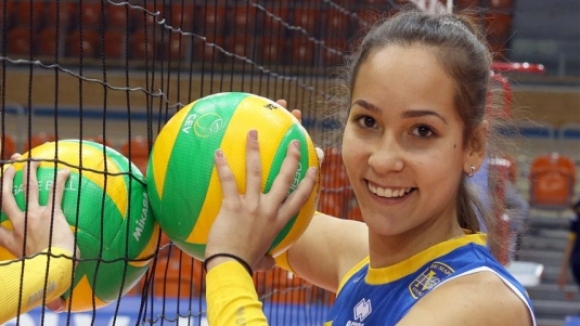 Бившата волейболистка на Марица Пловдив Йоанна Атанасова ще продължи кариерата