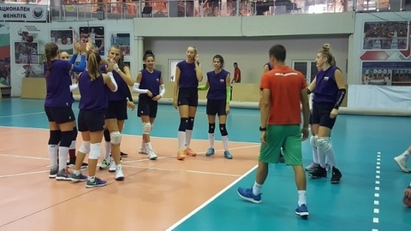 Националният отбор по волейбол на България за девойки под 19