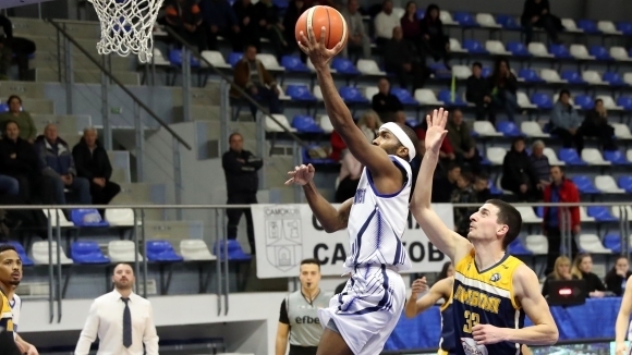 Отборът на Рилски спортист Самоков постигна една от основните си