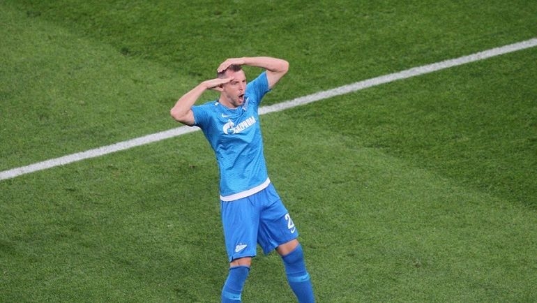 Руският гранд Зенит е все по близо до груповата фаза на