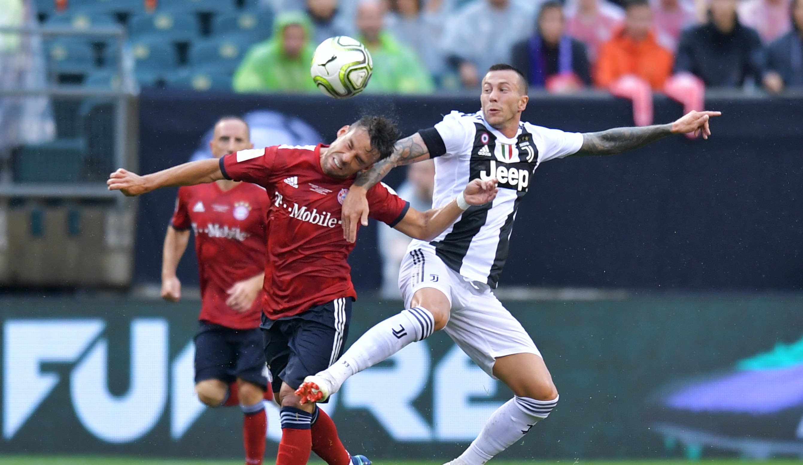 Спряганият усилено за трансфер в Пари Сен Жермен Хуан Бернат