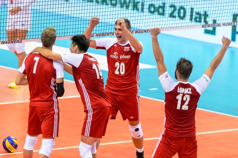 Настоящият световен шампион Полша записа трудна втора победа на силния