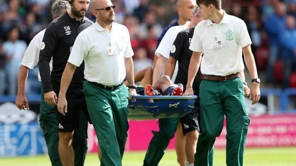 Крилото на Кардиф Сити Натаниъл Мендес Лейнг ще бъде извън игра