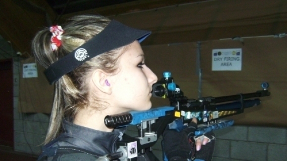 Таня Звискова се представи силно на 50 метра пушка от