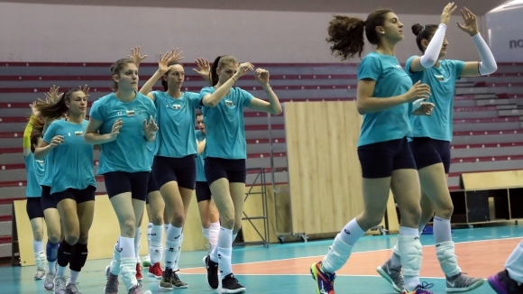 Женският национален отбор по волейбол на България, който води подготовка