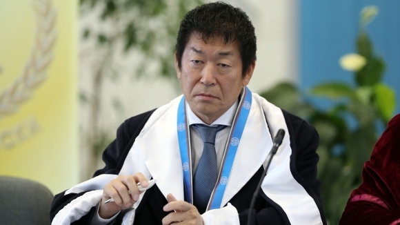 Президентът на Международната федерация по гимнастика ФИГ Моринари Ватанабе и