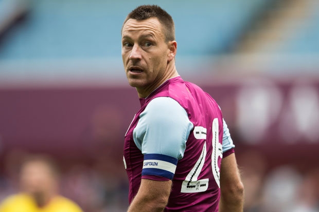 Бившият капитан на Англия и Челси Джон Тери е подписал