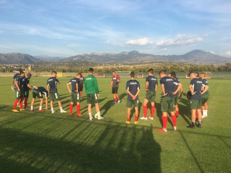 Младежкият тим на България проведе официалната си тренировка преди днешния