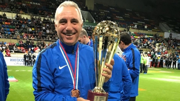 Най успешният български футболист и един от акционерите на ЦСКА София Христо