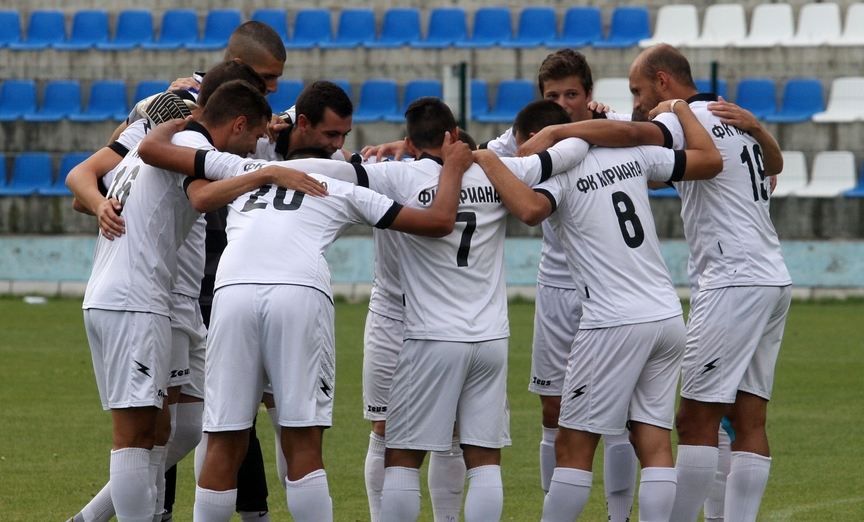 Централният защитник на Кариана Ерден Иван Тодоров виси за гостуването