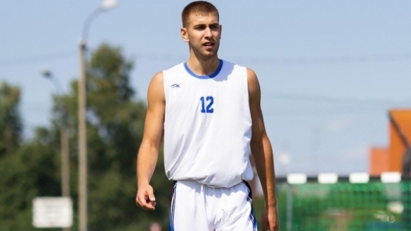 Българският баскетболист Алекс Симеонов ще продължи кариерата си в Исландия,