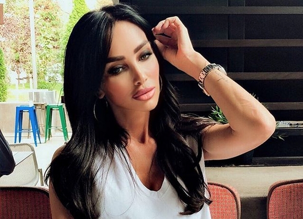 Сръбската красавица която има отношения с Валери Божинов Биляна Дол сподели