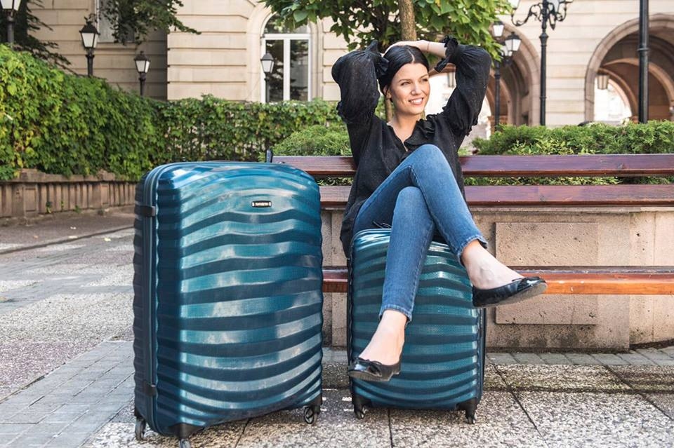 Половинката на Теодор Салпаров актрисата Ралица Паскалев призова всички фенове