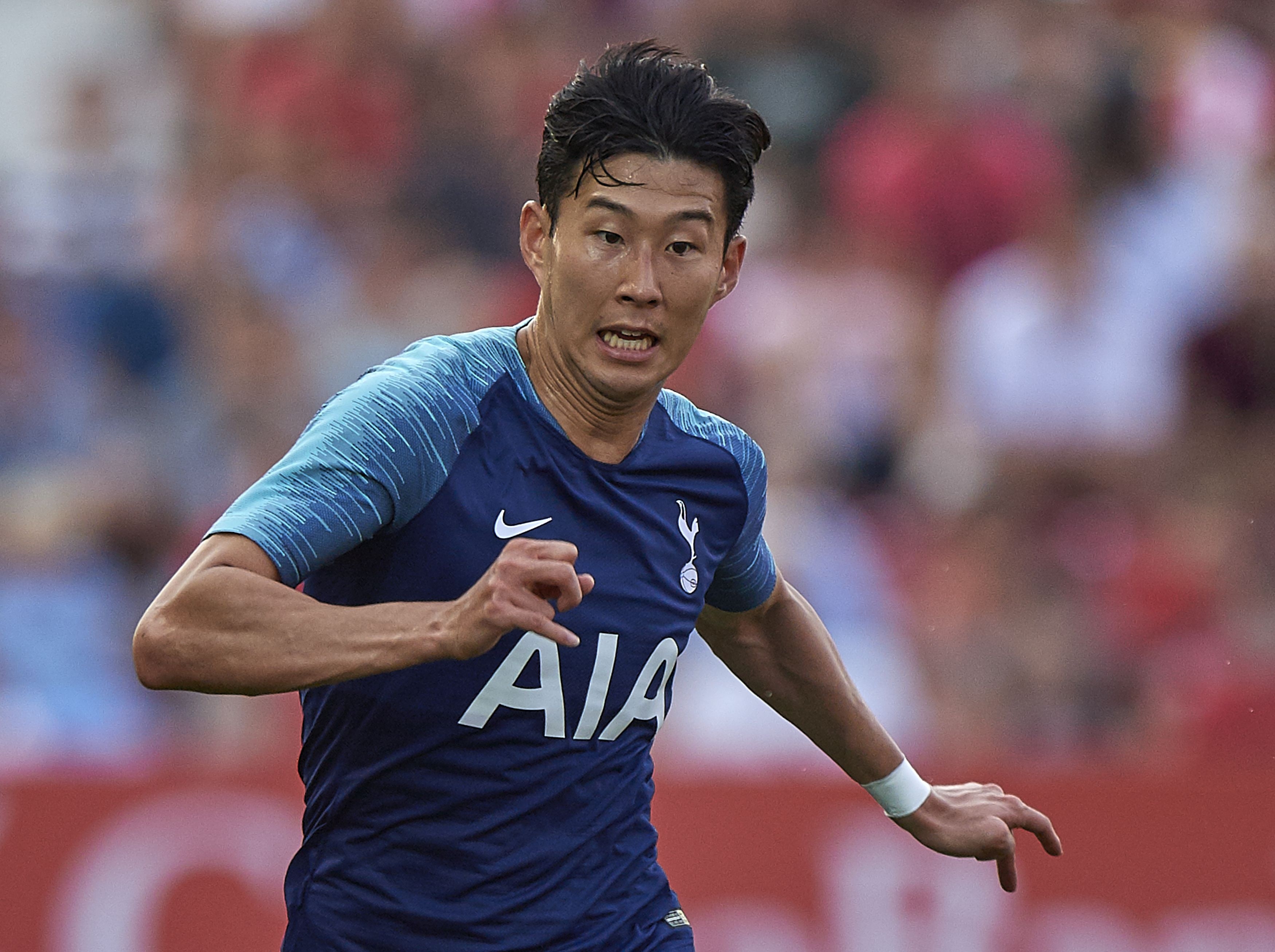 Байерн Мюнхен проявява интерес към крилото на Тотнъм Хеунг Мин Сон