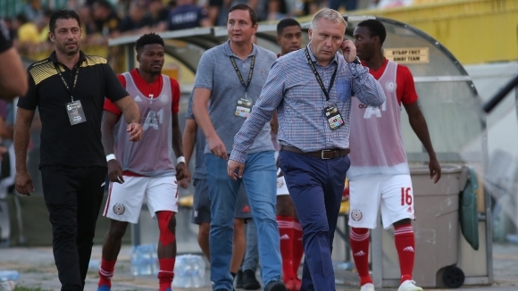 Диого Кампос се очертава да поседи на пейката в следващите