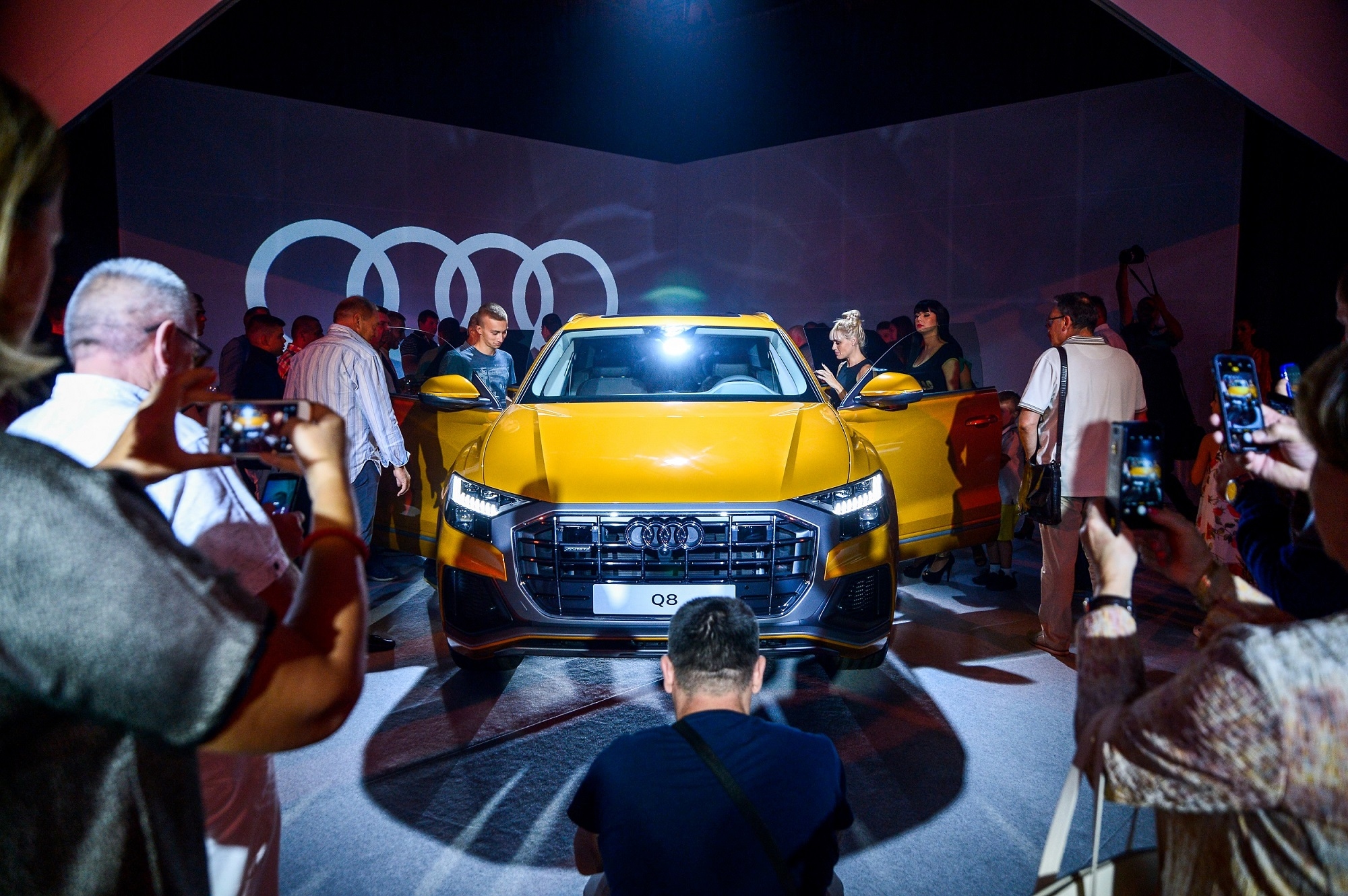 Снощи на официална премиера в София Audi представи Q8 -