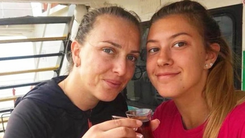 Младата надежда на плажния волейбол и състезателка на Марица Пловдив