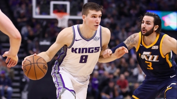 Сръбският гард на Сакраменто Богдан Богданович ще претърпи операция на