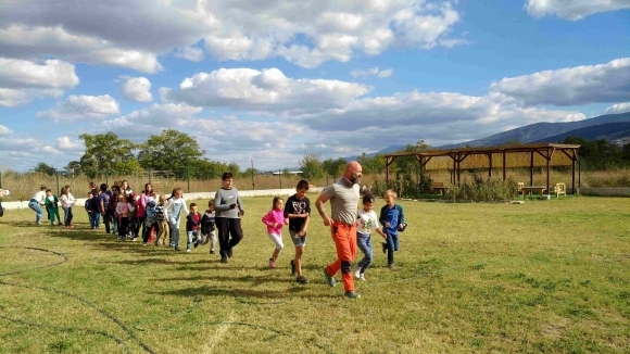 Над 100 деца от Еко училище Слънчев лъч и Спортно