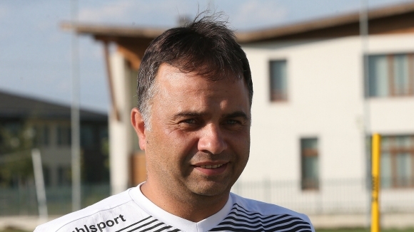 Наставникът на Септември София Николай Митов подаде оставка научи Sportal bg