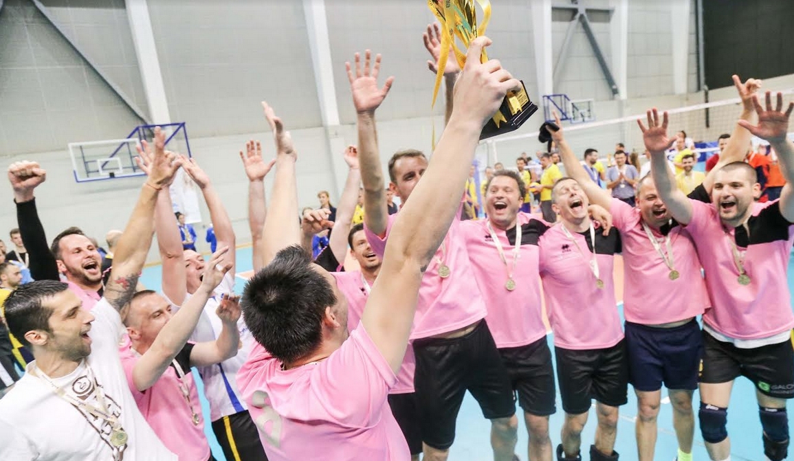Любителската волейболна лига Volley Mania започна 14 ия си сезон с